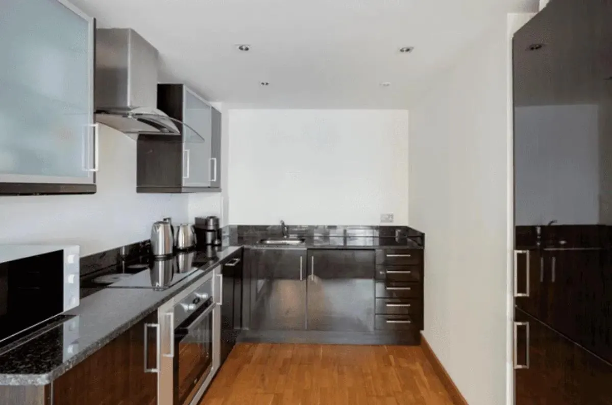 לונדון Londwell, Canary Wharf Riverside Retreat, Balcony & Views 0*,